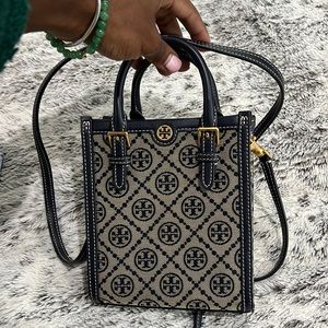 MINI T MONOGRAM TOTE‼️